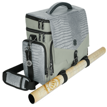 Lade das Bild in den Galerie-Viewer, ENHANCE Tabletop Adventurer&#39;s Travel Bag Silver NO
